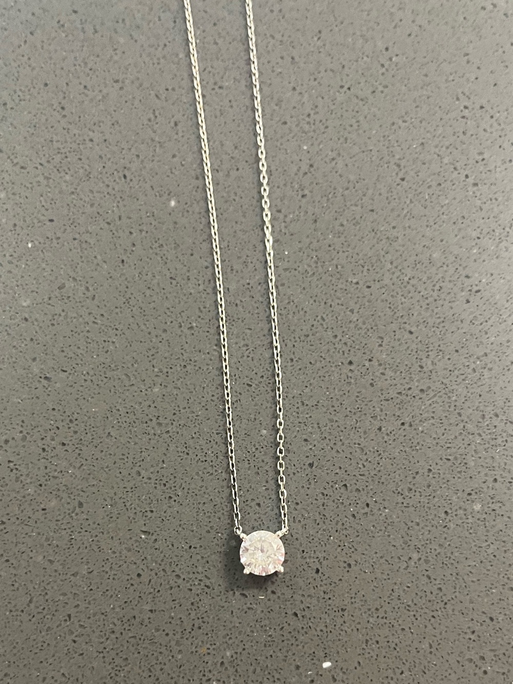 Sterling Silver 925 Solitaire Pendant Necklace in Silver